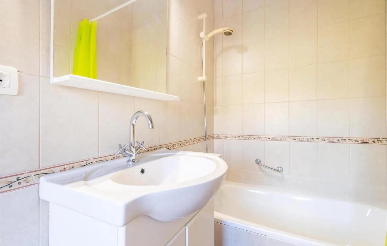 Stunning Home In Manilva